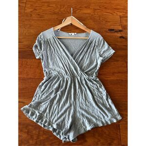 Rella Costa Gray Wrap Front Romper Womens Large Rayon Spandex Casual
